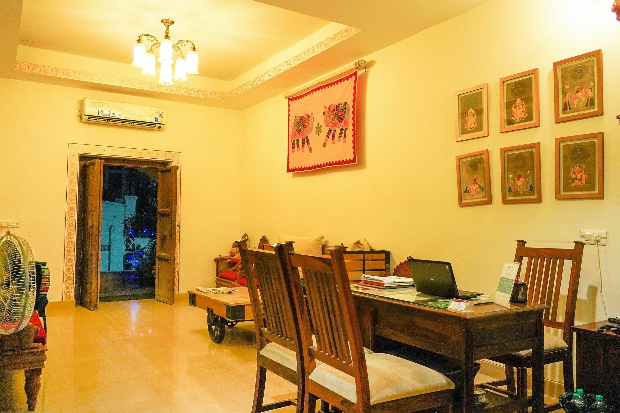 Hotel Raj Kothi Jaipur Airport Экстерьер фото